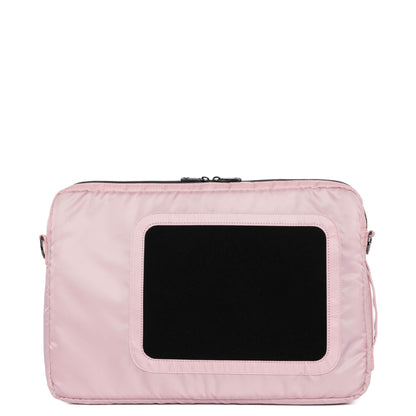 Delta 17" Laptop Case