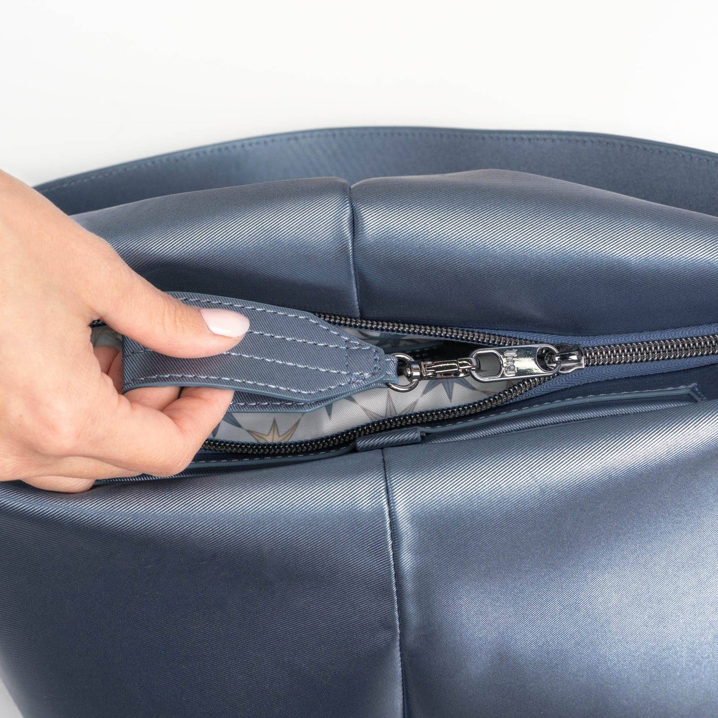 Plunge Satin Luxe VL Carry-All Crossbody Bag - - Plunge_SatinLuxe_Lifestyle_07